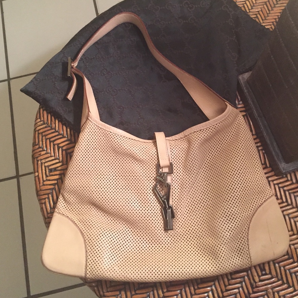 COPY - Gucci purse. Authentic. Nude leather.